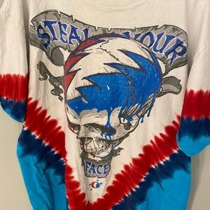 Grateful Dead t-shirt